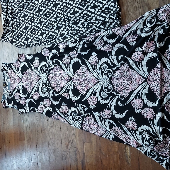 Dress and skirt - Picture 2 of 11